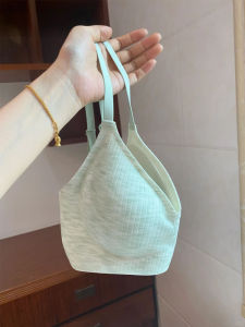 ไร้รอยต่อ การ์ตูน ชุดชั้นในหน้าอก ผู้หญิง หน้าอกเล็ก เพื่อปรากฏขนาดใหญ่ป้องกันการหย่อนคล้อยไม่มีแหวนเหล็ก นุ่ม รองรับบราแบบกว้าง