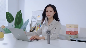 Kipas Portable Mini 100 Super Speed Bahan Logam Angin Super Kencang LED Display Semi-Conductor Cooling Fan Turbo kipas untuk olahraga luar ruangan dan pendinginan cepat