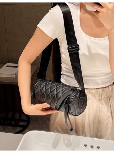 Túi Đeo Chéo Thời Trang Phong Cách Hàn Quốc Mới Túi Đeo Vai Vuông Vuông Mềm Mại Có Khóa Kéo Chất Lượng Cao Dùng Cho Đi Làm Và Du Lịch