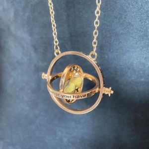 Harry Potter Golden Flying Owl Commemorative Pendant Necklace for Students and Children Vintage Copper Color Owl Design
