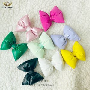 INS Style 6cm Stylish Fashion Cotton-Filled Black Leather Cotton-Filled Bows Trendy Shoes Trendy Socks Accessories/M0590