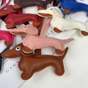 พวงกุญแจสุนัขหนัง จี้หมาน่ารัก สำหรับห้อยโทรศัพท์ กระเป๋า หลายสีคลาสสิก