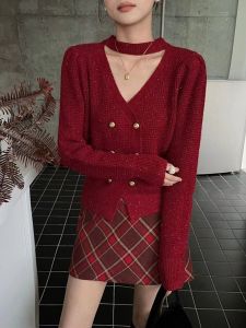 เสื้อคาร์ดิแกนถักสีแดงมุกสำหรับผู้หญิง ฤดูใบไม้ร่วง/ฤดูหนาว เสื้อสั้นปักลายกระโปรงทรงเอ คอกลม แขนยาว ปกติ