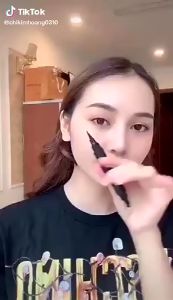 2 In 1 Double Side Magic Eyeliner Seal Eyeliner Stamp Pen Eye Liner Waterproof Long Lasting Natural Makeup Pen Liquid Eyeliner