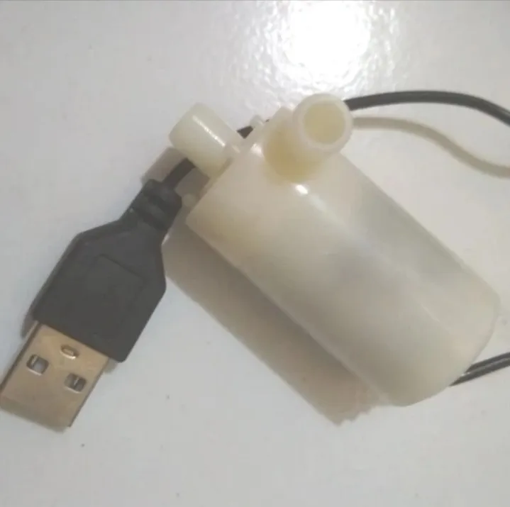 Pompa%20Air%20Celup%20USB%20A6%20DC%20Mini%20Aquarium%20Hidroponik%20Submersible%20Pump%20-%20Image%205