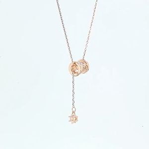 现货 项链女 小蛮腰项链 设计感吊坠项链 时尚锁骨链 个性简约 Necklace fashion Clavicular chain Minimalist personality