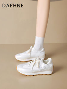Daphne | Thick Sole Lightweight Running Shoes Female