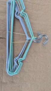 ไม้แขวนเสื้อ 1แพ็ค 10ชิ้น คละสี