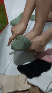 BS822 kaos kaki wanita pendek bahan katun 95% lembut serap keringat anti bau tinggi atas mata kaki cewek dewasa warna polos