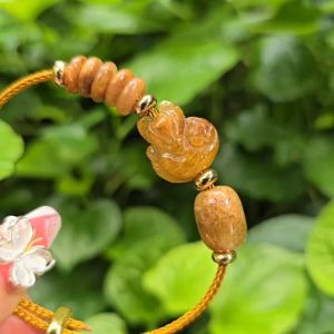 Q797 Vòng cáp lu thống ngũ điếu hồ ly Thạch Anh Tóc Vàng đậm dày đặc tóc cho Thổ và Kim - Phong Thủy TUDO