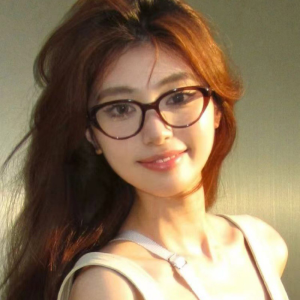 Geovannery Kacamata Anti Cahaya Biru Definisi Tinggi Kacamata Pemutih Anak Perempuan Kacamata Optik Bingkai Mata Kucing COD