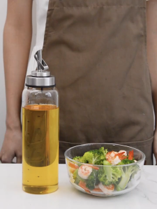 Glass oil and vinegar bottle automatic opening oil pot kitchen household cooking oil pot oil tank sesame oil soy