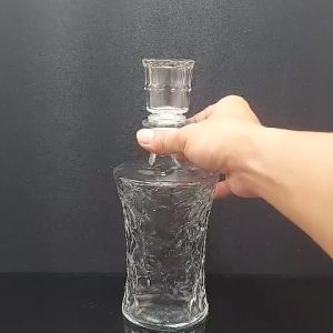 Bình Thủy Tinh Đựng Rượu 750ML trụ tròn vát đáy – Chai Đựng Rượu Đẹp – Chai Thủy Tinh Đựng Rượu – Vỏ Chai Rượu Đẹp (B13)