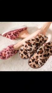 ZONA Cotton Slippers: High-Quality Hole Toe Heel Thermal Furry Indoor Slipper