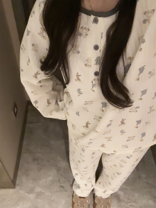 หวาน สไตล์ ผู้หญิง ชุดนอน Set Airy ผ้าฝ้าย มีฟองน้ำ เสื้อผ้าใส่ในบ้านแขนยาวกางเกงพิมพ์ลายคอกลม เอวยืดหยุ่น ลำลอง ฤดูใบไม้ร่วง ฤดูหนาว