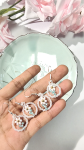 Risara Ja Kissa (FlowerEarrings) ต่างหูลูกปัดลายดอกไม้ Handmade D.I.Y รุ่น EBF004