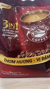 Date 10/27 Cà phê sữa hòa tan 3in1 Highlands Coffee 850g - 50 gói