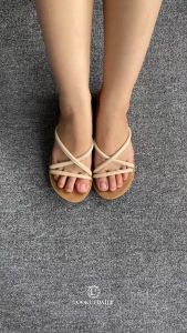 LOOKUPDAILY - GWEN Sandal Wanita Slop Kokop Slide Sandal Flat Teplek Kombinasi Flat Color Series