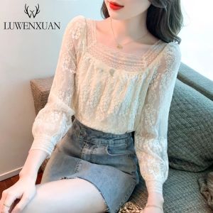 Elegant French Long Sleeve Lace Shirt Womens Fashion Autumn Wear 2025 New Style Ageless Chic Unique Beautiful Small Top