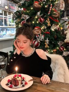 Black Velvet Shoulder Bared Neck Hanging Diamond Dress Communion Ceremony New Years Birthday Small Gift Dress A-Line Skirt