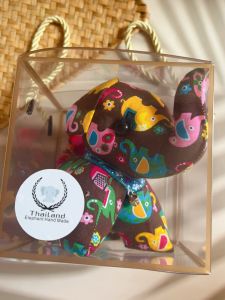 Handmade Cloth Art Elephant Flower Ornaments Doll Toys Creative Gifts Tourist Souvenirs Decorations for All Ages
