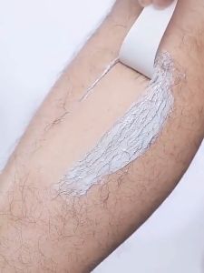 ออกแบบมาสำหรับผู้ชาย ครีมกำจัดขนสำหรับผู้ชาย กำจัดครีม กำจัดขนครีม ครีมกำจัดธรรมชาติ ไม่เจ็บปวดกำจัดขนครีม ขนหลุดออกทันที กําจัดขนส่วนเกินเช่นเครา ขนใต้แขน ขนขา ขนส่วนตัว อ่อนโยนและไม่ระคายเคืองทุกส่วนครีมกำจัดขนแร้