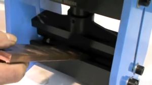 Máy uốn thanh đồng thủy lực PADA CB200A - Hàng chính hãng - Bảo hành 6 tháng