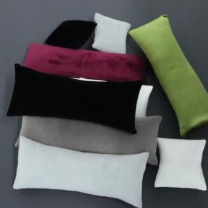 1Pcs Jewelry Pillow Stand Velvet Holder Pillow Organizer Bracelet Case Bangle Anklet Watch Display Photography Prop Wholesale