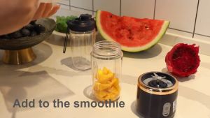 เครื่องปั่นผลไม้ เครื่องปั่นน้ำผลไม้รูปทรงขวด เครื่องปั่นผลไม้พกพา ขวดปั่นน้ำผลไม้พกพา juice extractor machine mini