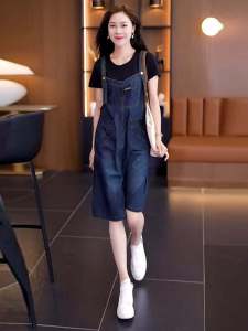 ชุดเดรสยีนส์แขนกุดทรงเอเอวสูงสไตล์เกาหลีสำหรับผู้หญิงในฤดูร้อนปี 2023 ชุดเดรสยาวปานกลางแบบสวมหัว