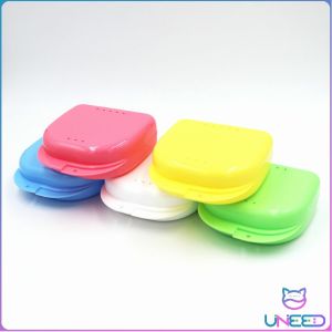 Need. Retainer case 5 colors Plastic Storage Boxes easy to carry firmly locked ventilation holes non-toxic tasteless