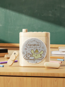 Hello Kitty | Wireless Lavalier Amplifier High Volume