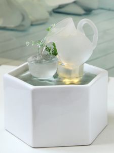 น้ำตกกระเจิงแบบไหลวนสำหรับตกแต่งห้องนอน บ้านใหม่ กระเจิงน้ำสำหรับตกแต่งโต๊ะ ของขวัญสำหรับเพื่อนผู้หญิง