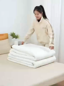 กระเป๋าเก็บผ้านวม มีซิปรูดปิด-เปิด หน้ากระเป๋าเปิดได้กว้าง จัดเก็บง่าย ถุงเก็บผ้านวม ขนาดใหญ