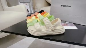 Limitless - JISOO Sandal Gunung Wanita Korea Slip On Sepatu Sendal Rumah Wanita Tali Belakang - Size 36 - 40