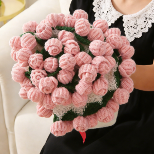 QIWEILANG | Hand-woven Rose Bouquet Design Blanket