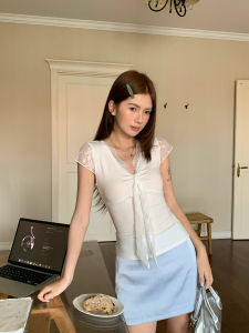 Lace Splicing V-Neck Shimmering White Aesthetic T-shirt