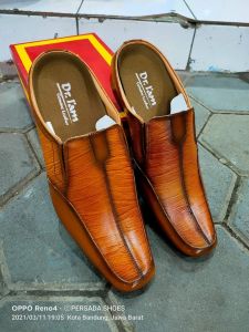 SEPATU SANDAL BUSTONG KULIT PRIA DR. IAM B. 6029 HITAM ( PRODUKSI SENDIRI )