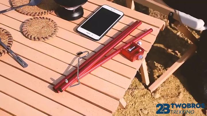 Giá Treo Đèn, Gậy Treo Đèn, Cột Treo Đèn có móc treo đôi gắn Bàn Gấp Gọn, mang đi du lịch có thể gấp gọn tiện lợi