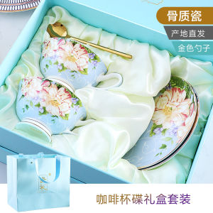 ชุดชาสไตล์อังกฤษพร้อมชามาสคาร์บ็อกซ์ ชุดกาแฟสูงสุดหรูหรา อบด้วยความร้อนสูง เครื่องดื่มชาเย็น