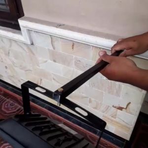 Tiang Lampu Sorot Billboard Spanduk Bahan Premium Kokoh Tiang Pengait Penyangga Lampu Sorot