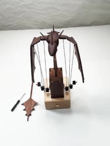 Handmade Auspicious Wooden Dragon Statue Tabletop Decor Figurine Lucky Prosperity Ornament for Office Desk Bookshelf & Home