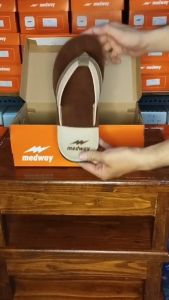 Sandal Jepit Merk Medway Kasual Pria OMW 666 Coklat Kombinasi