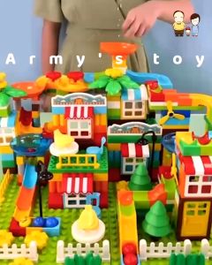 ของเล่นตัวต่อ FEELO ชุดตัวต่อ SMALL HOUSE และ SLIDEWAY จำนวน 100 ชิ้น ของเล่น เสริมพัฒนาการ บล็อกตัวต่อขนาดใหญ่ (ไม่พร้อมแผ่นรองต่อ)