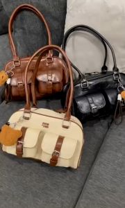 Túi Xách Nữ Đeo Vai Chio2nd Thời Trang Kèm Móc Khóa Gấu Xinh Xắn Hàng Quảng Châu - TC122