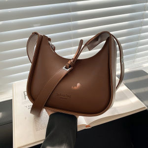 Small Belt Buckle Design Shoulder Bags for Women 2024 New Fashion Trend Designer Crossbody Bag Underarm Bag Handbags Brown