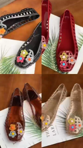 2026 Trendy Women Transparent Jelly Sandals Sparkly Diamond Flat Comfortable Beach Walking Slides