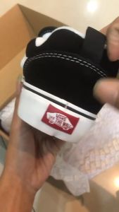 Sepatu Van Knu-Skool Ukuran 36-43: Desain Kasual & Warna Hitam Putih