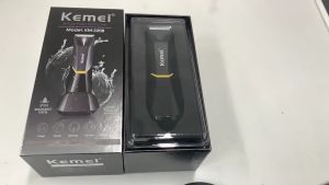 Alat Cukur Kemei KM-3208 Mesin Cukur Bulu Sensitif Waterproof Body Hair Trimmer Rechargeable
