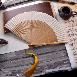 จีน ผ้าไหม พัดลมไม้ไผ่สีบริสุทธิ์แบบดั้งเดิม ชุดฮั่นฝู Qipao นักเรียน พัดลมเต้นรําขนาดเล็ก Little Lady พัดลมพกพาขนาดเล็กสไตล์โบราณ